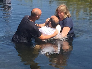 Downton Baptist Church - River Baptism